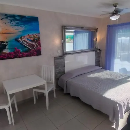 Monolocale Flores Playa Feñabe