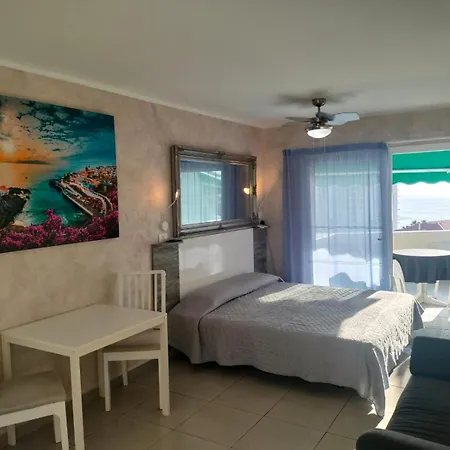 Apartamento Monolocale Flores *